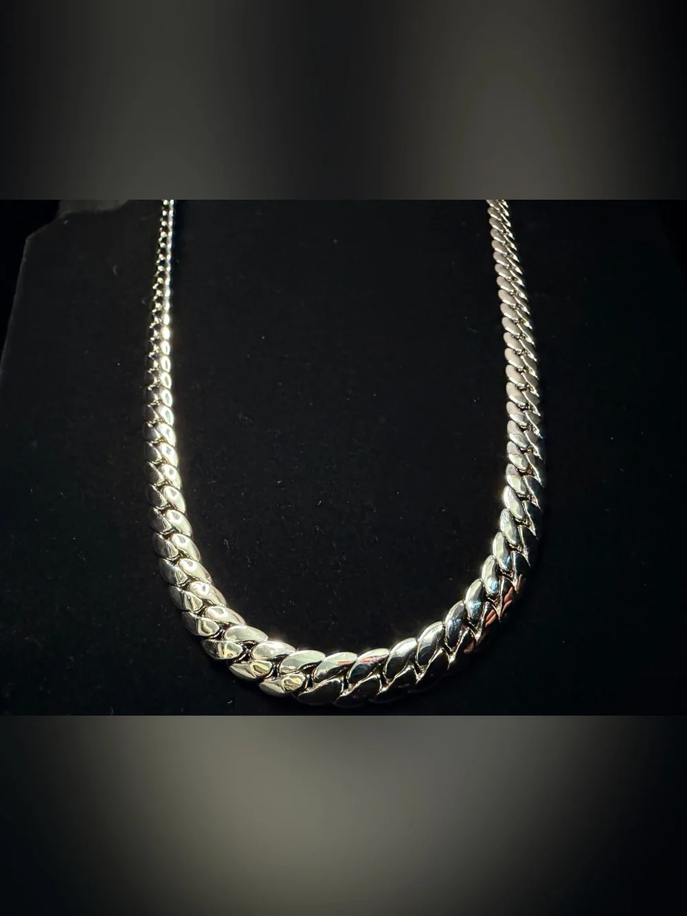 Miami Cuban 20in 7.5MM 14K Gold Filled necklace W/Box Lock. Brand new.